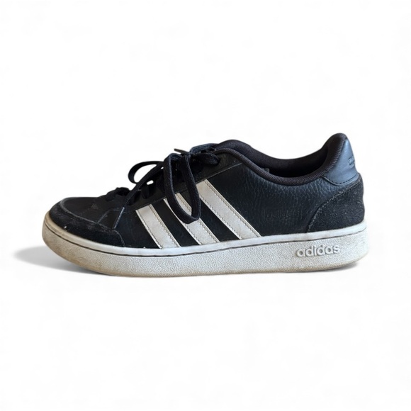 Adidas Classic 3-Stripe Low Top Leather Sneakers Retro Streetwear Black 10.5 - Picture 4 of 13